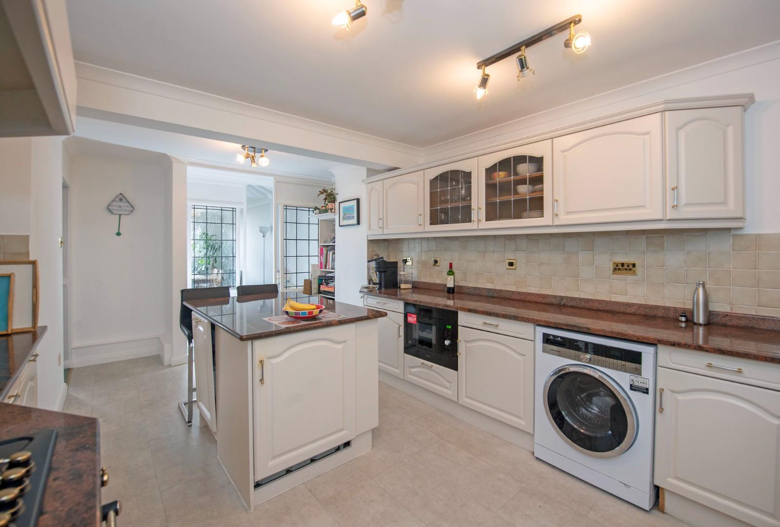 Langland Bay Road, Langland, Swansea, SA3 4QZ